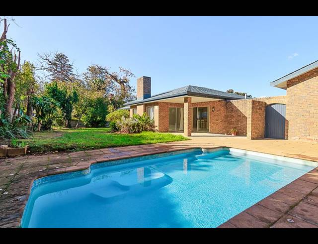 4 BEDROOM PROPERTY TO RENT IN WYNBERG UPPER